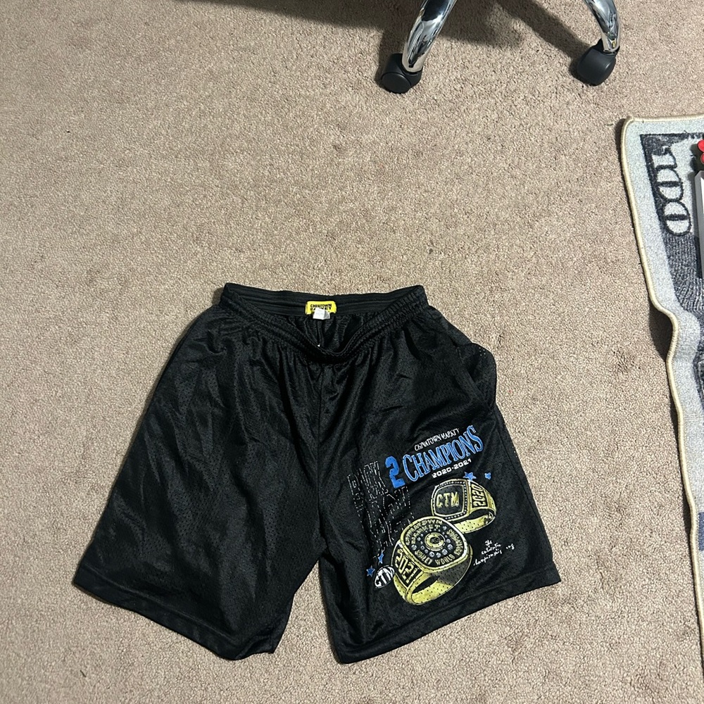 Chinatown Market Back2Back Champions Shorts Mens Size Small
